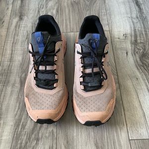 Women’s On Cloudultra Running Shoes